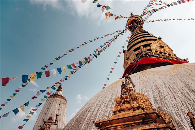 Über Land von Lhasa nach Kathmandu ©franckreporter/istock